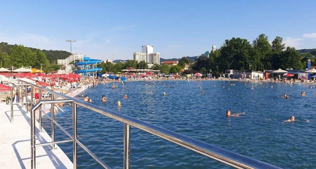 Apartman Diva Tuzla Exteriör bild